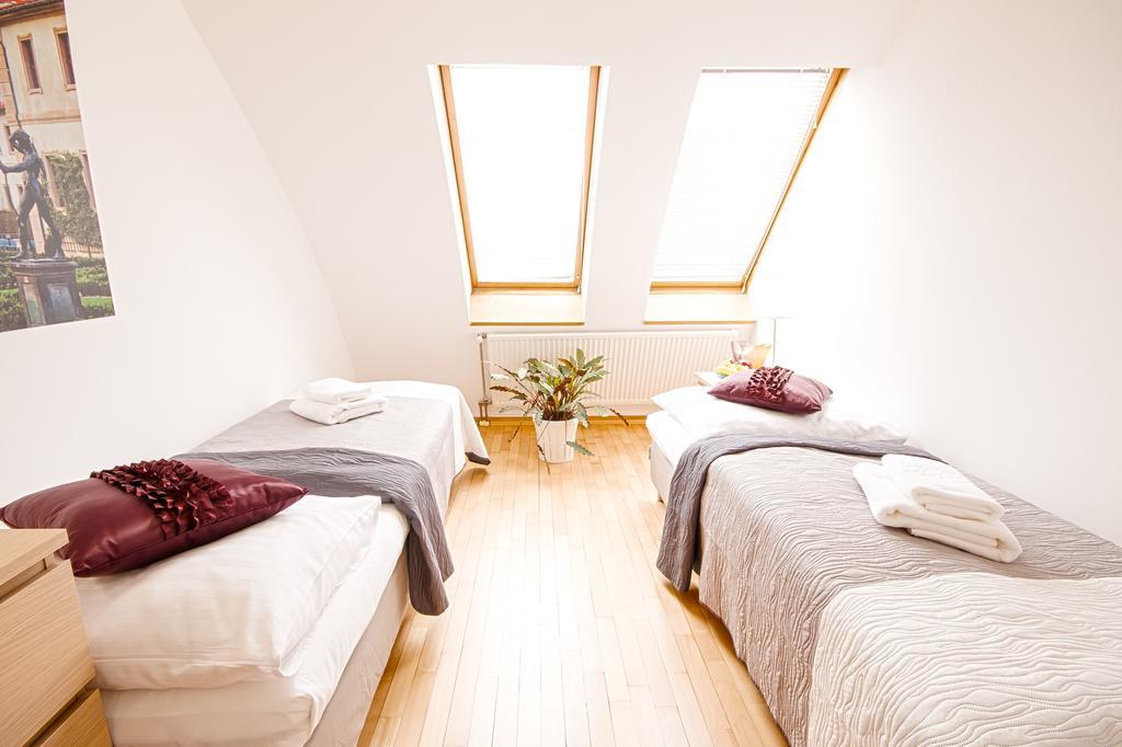 Wenceslas Square Lofts Apartamento