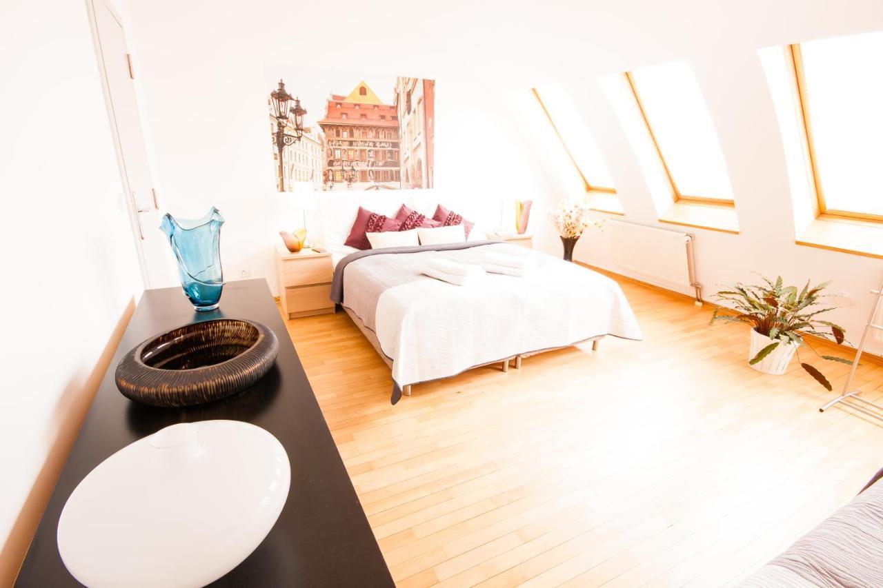 Wenceslas Square Lofts Apartamento